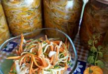 Салат из свежих кабачков с кунжутом
